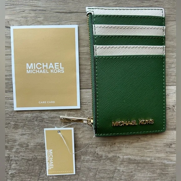 NWT Michael Kors Jet Set Travel Green Card Holder Multi - Picture 1 of 6